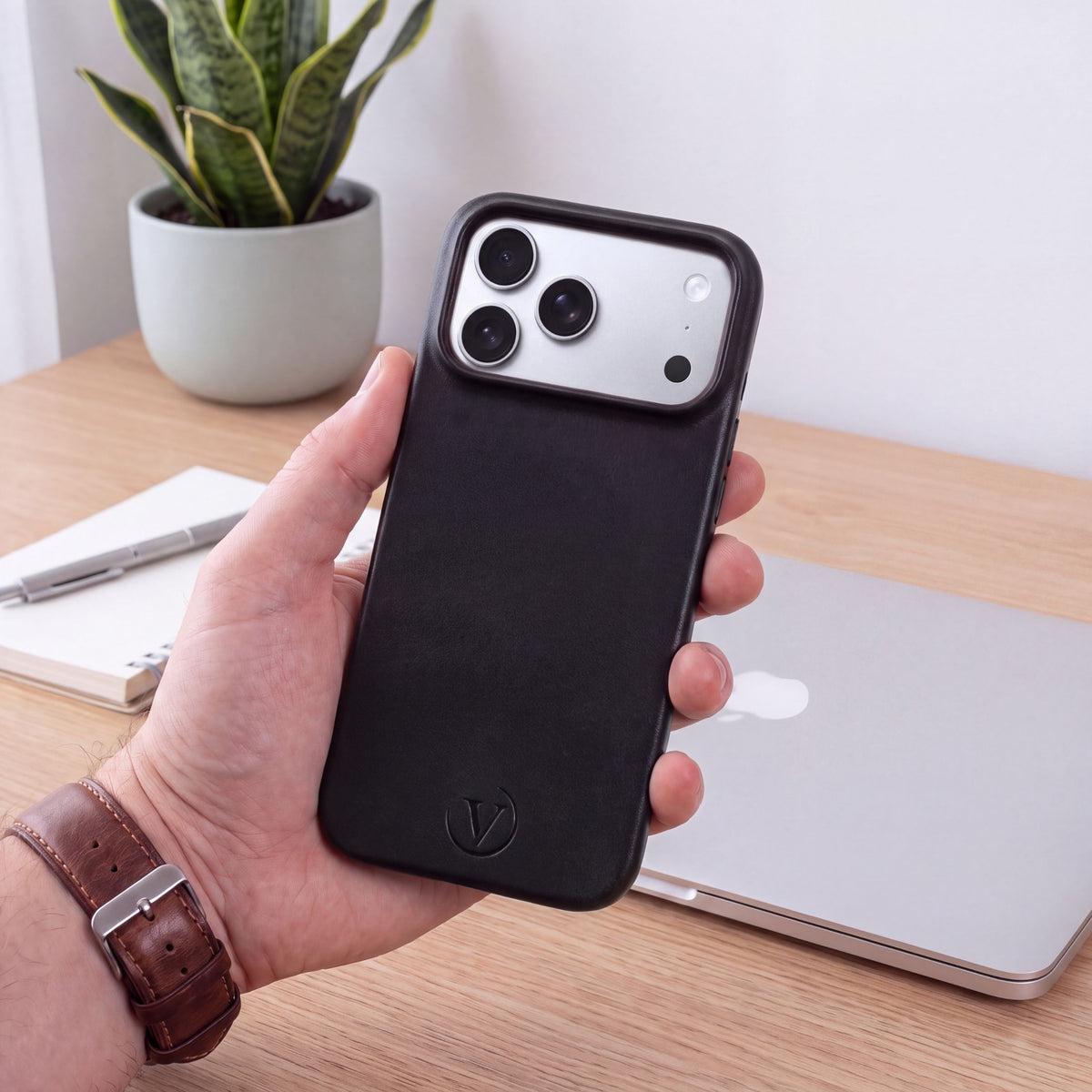 iPhone 18 Series Vantage Leather Case