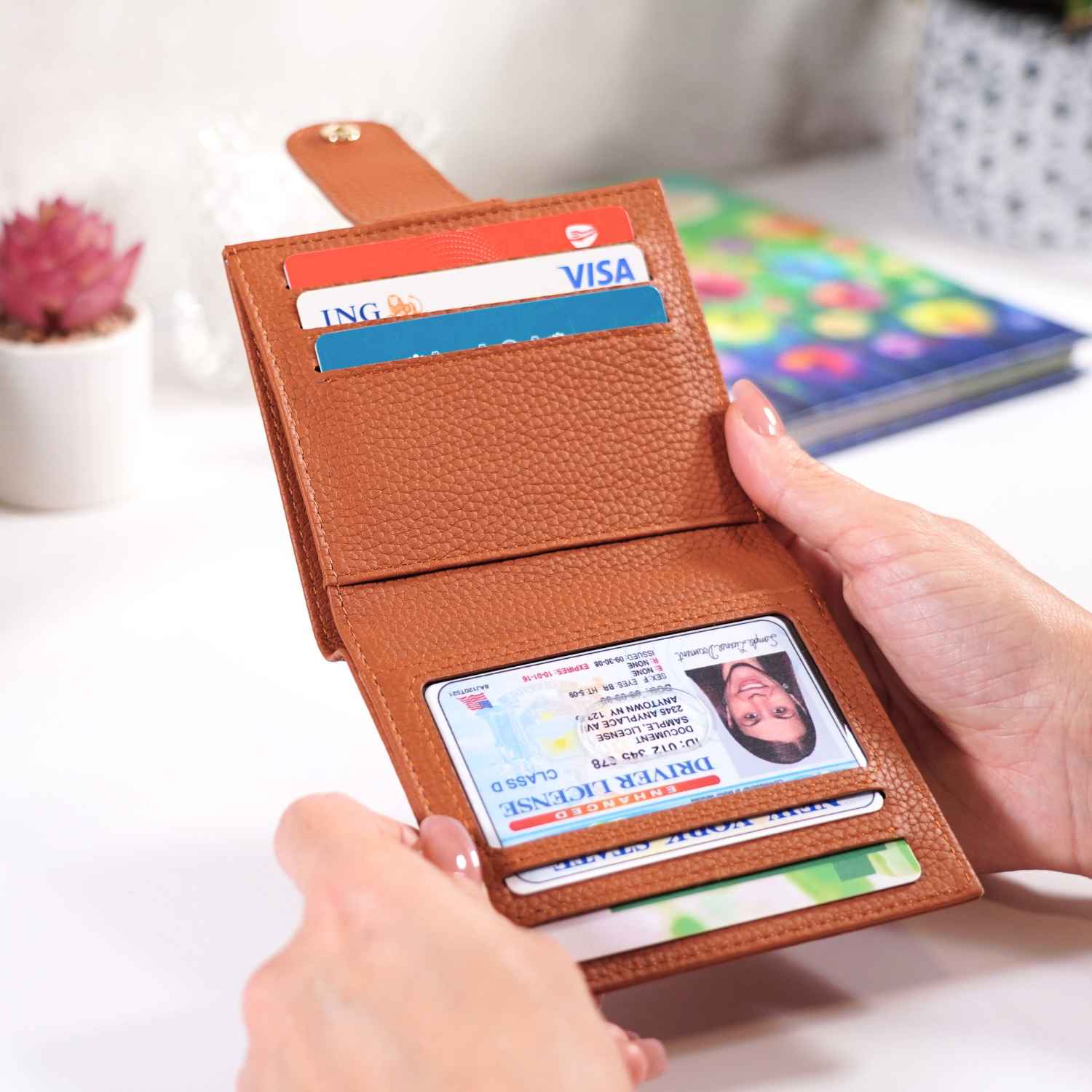 Best RFID Leather Wallet for Women – Valor VN800 Leather Wallet