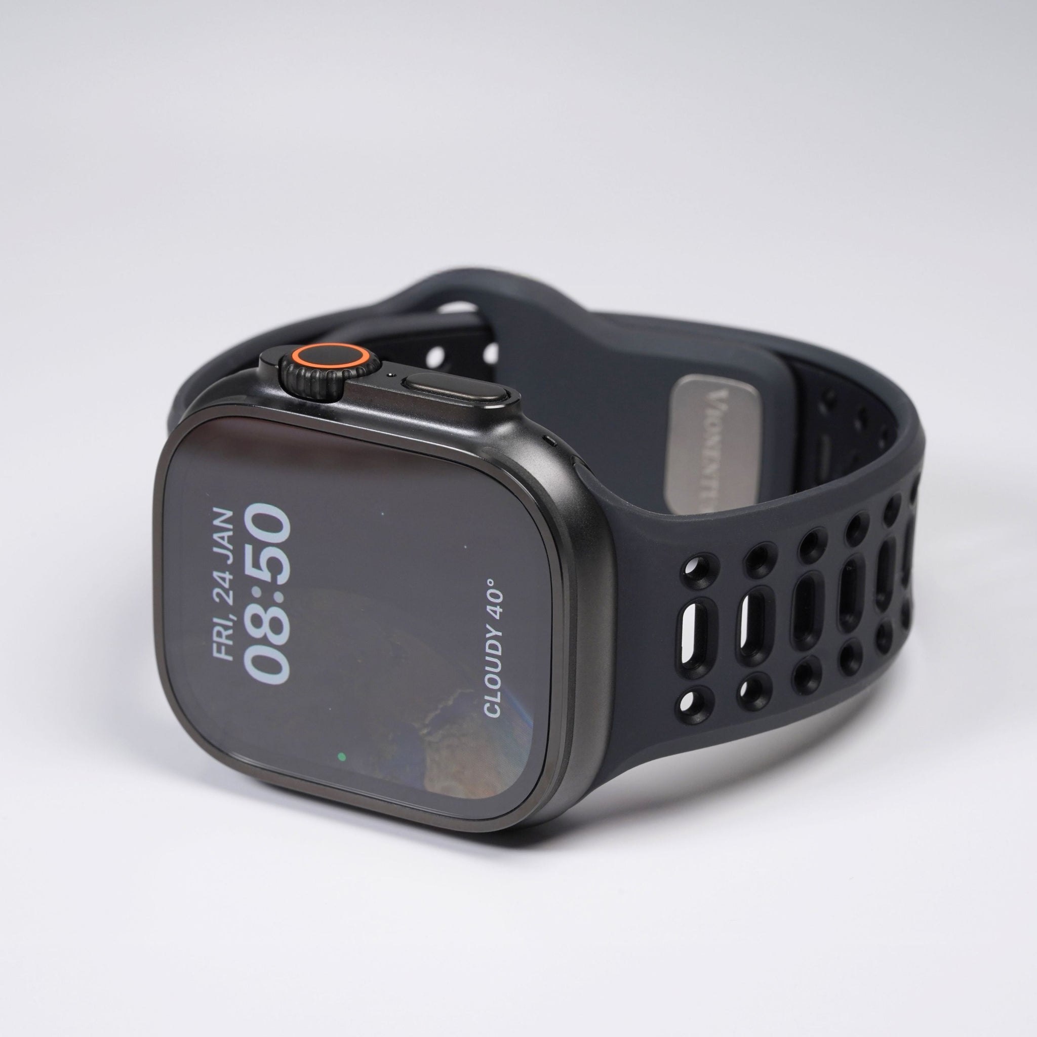 その他 Apple Watch Apple Aluminum Case Restored Series 3 GPS Watch With Sport Band (1