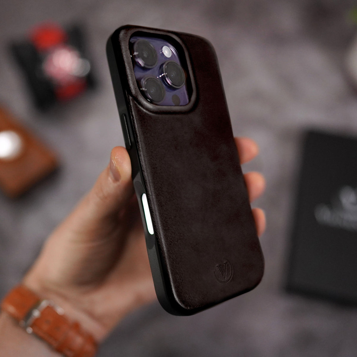 iPhone 14 Series Elite Leather Case
