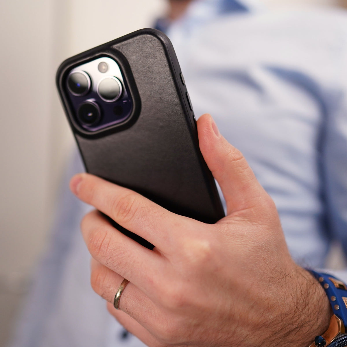 iPhone 14 Series Elite Leather Case