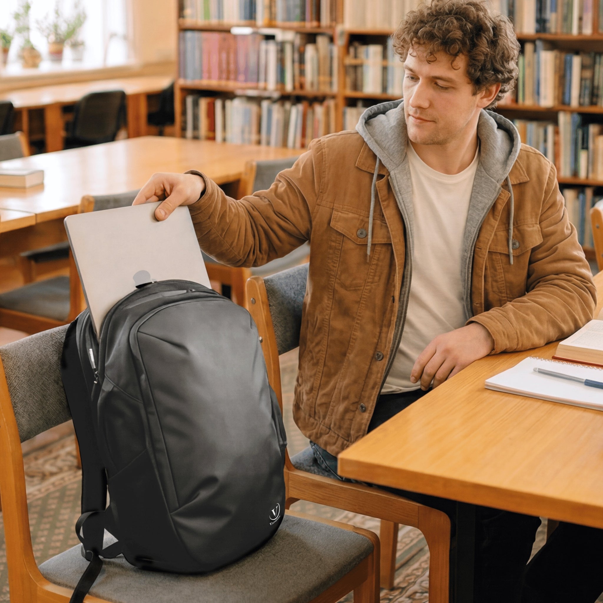 city odyssey leather backpack Meridian VN150 Backpack – Vionentus